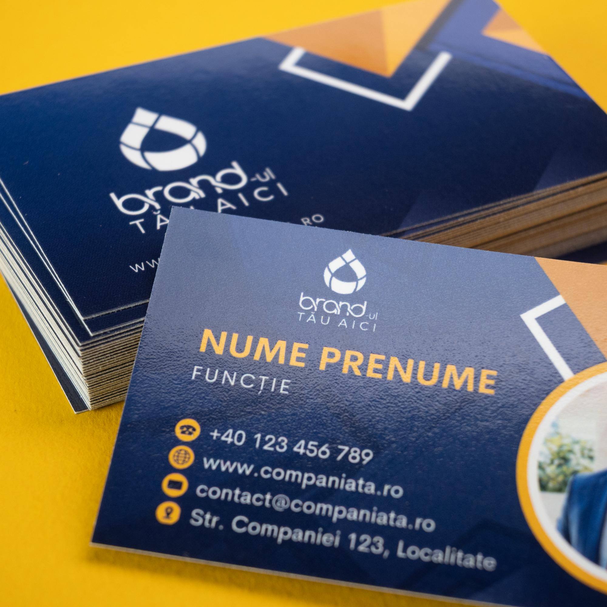 Cărți de vizită plastifiate/laminate 
