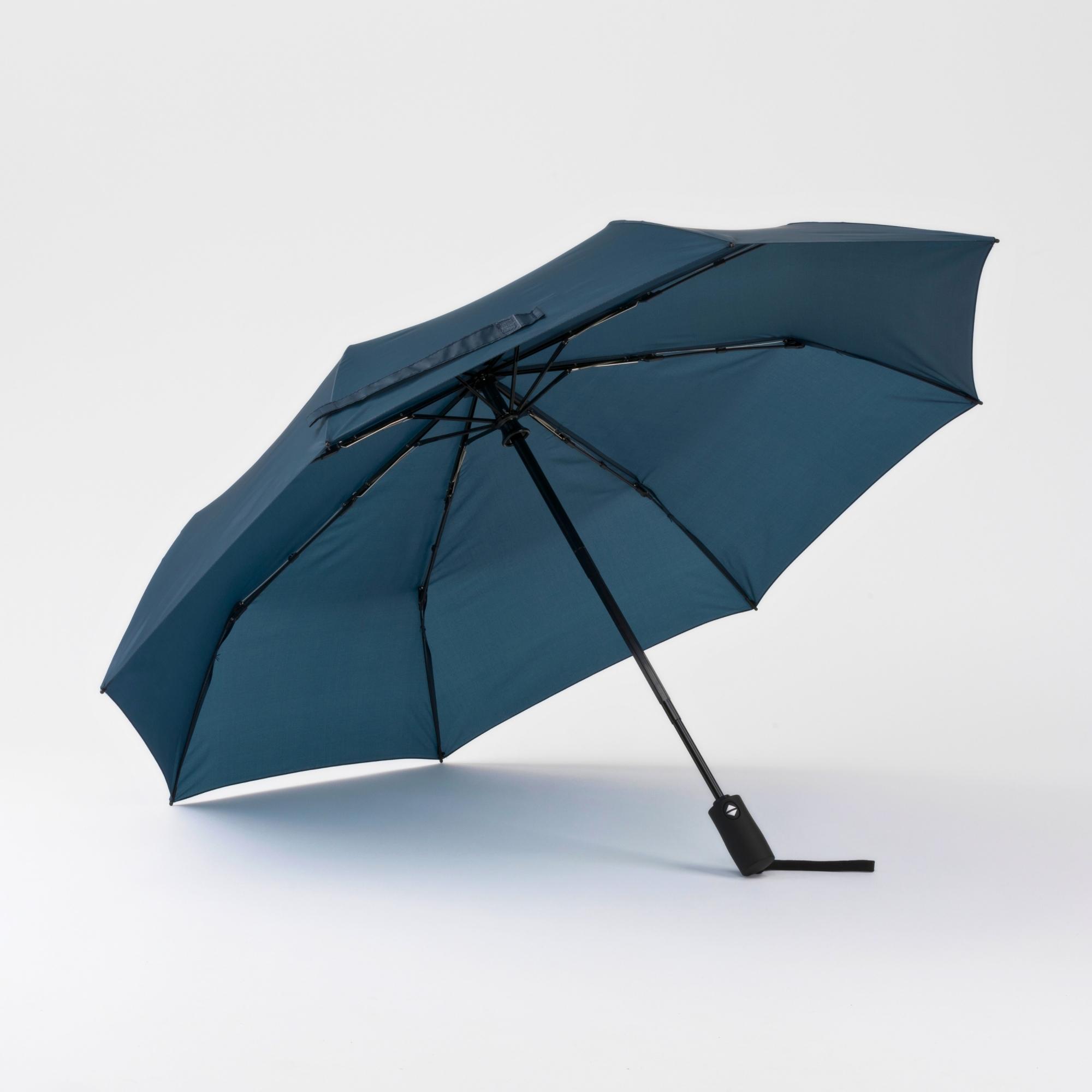 Set pentru utilizare intensivă cu sticlă de apă și umbrelă PRIMO Bleumarin