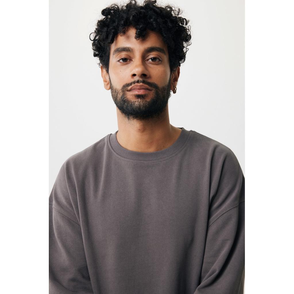 Pulover relaxat cu guler rotund  din bumbac reciclat Iqoniq Kruger anthracite 2XS