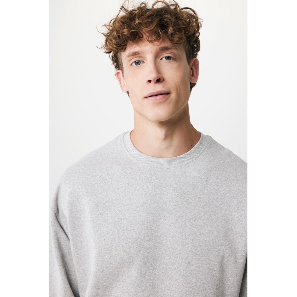Pulover relaxat cu guler rotund  din bumbac reciclat Iqoniq Kruger heather grey L