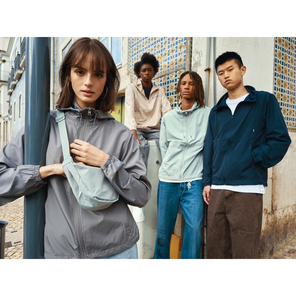 Jachetă ușoară din poliester reciclat Iqoniq Logan beige XL