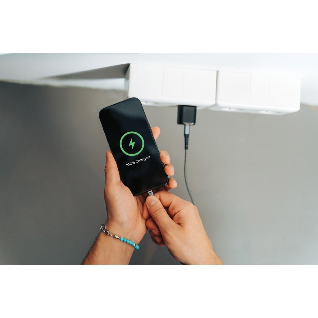 Urban Vitamin Monterey RCS recycled plastic 20W GAN charger black