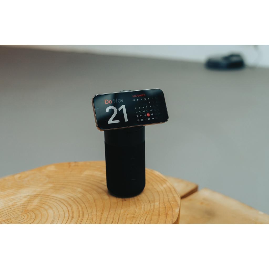 Urban Vitamin Anaheim RCS recycled 10W speaker 15W charger black