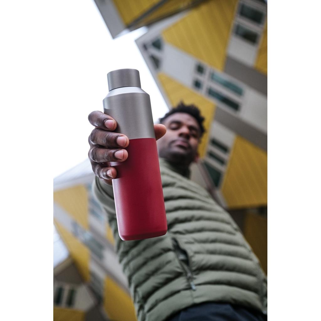 Fluid RCS certified recycled steel water bottle 600ml red