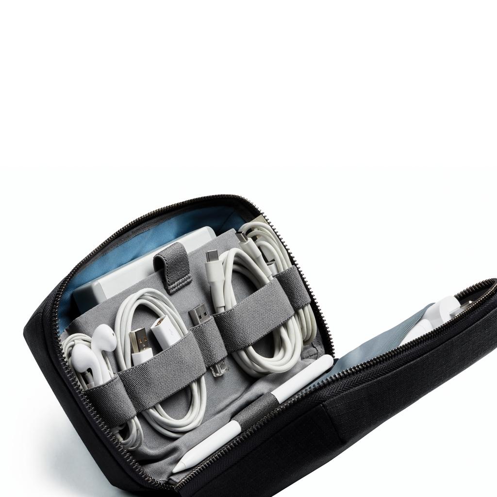 Bellroy Tech Kit black