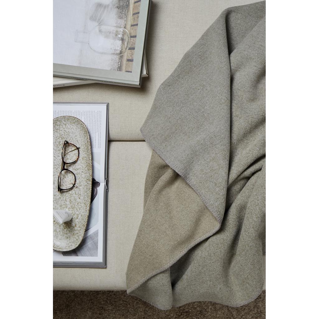 VINGA Moulton GRS RPET blanket green