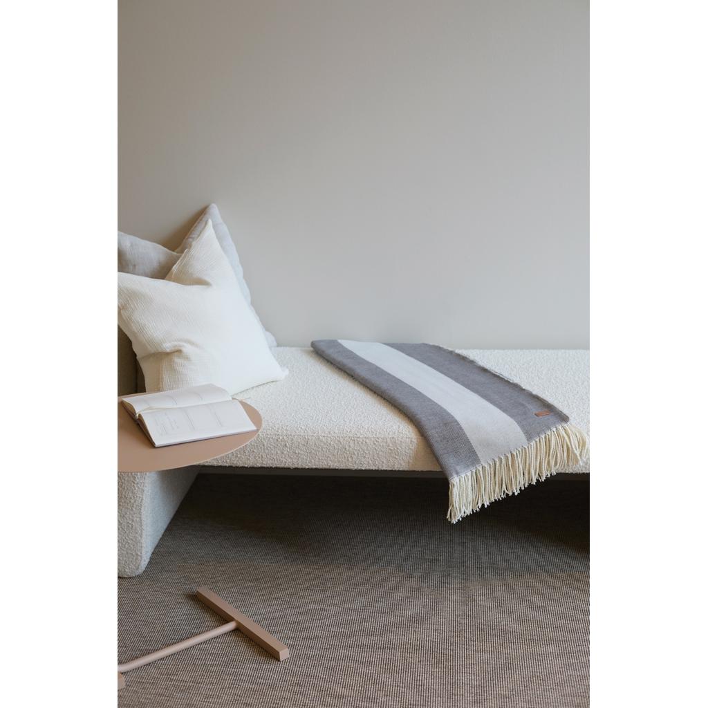 VINGA Tella Aware™ polylana® blanket grey