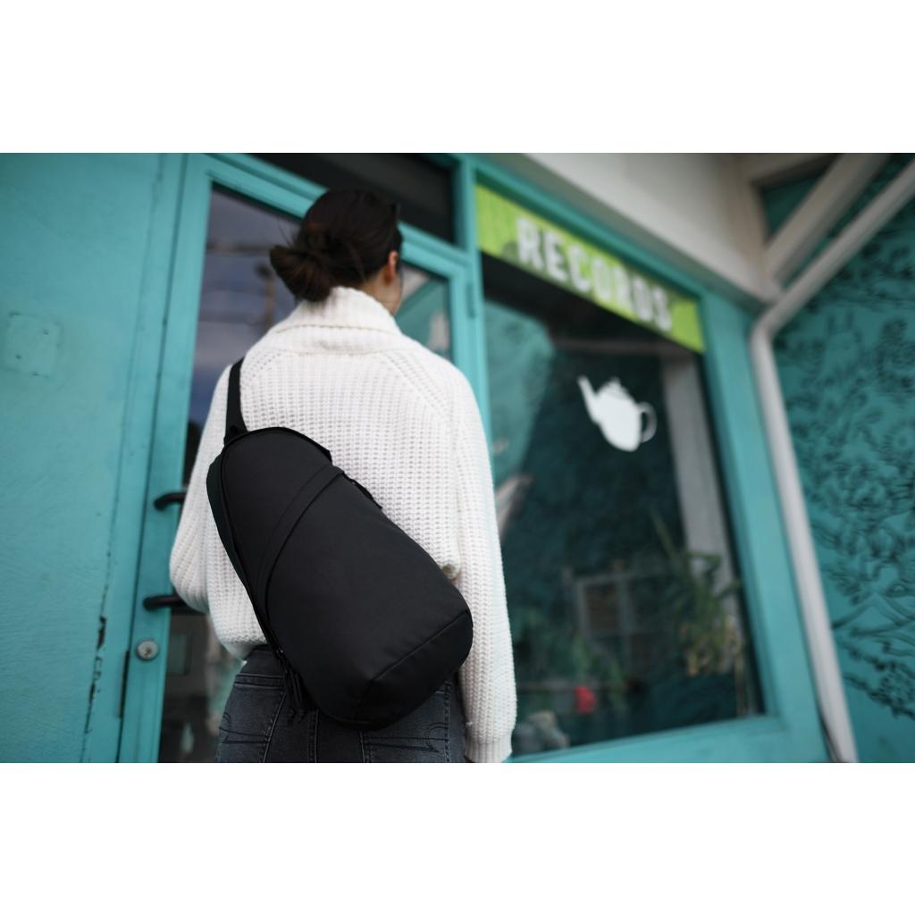 Geantă sling Renew black
