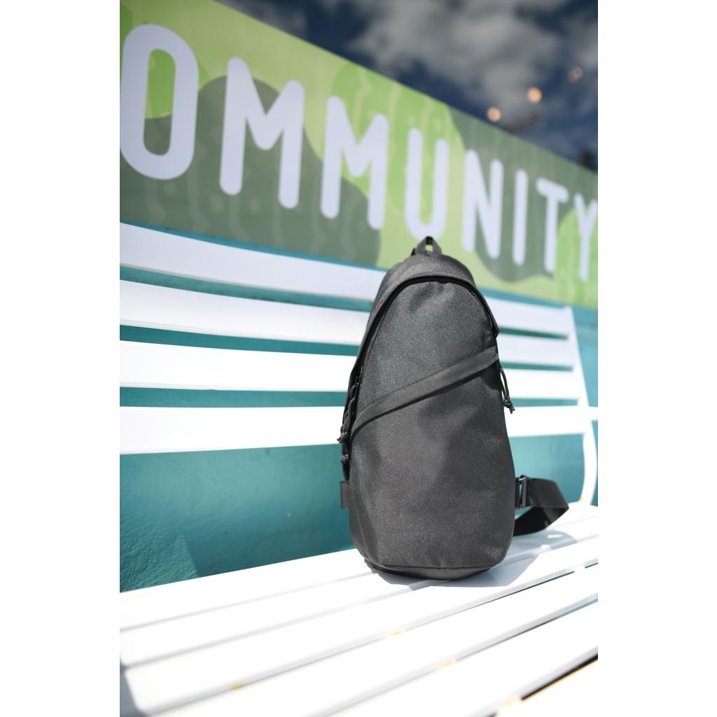 Geantă sling Renew black