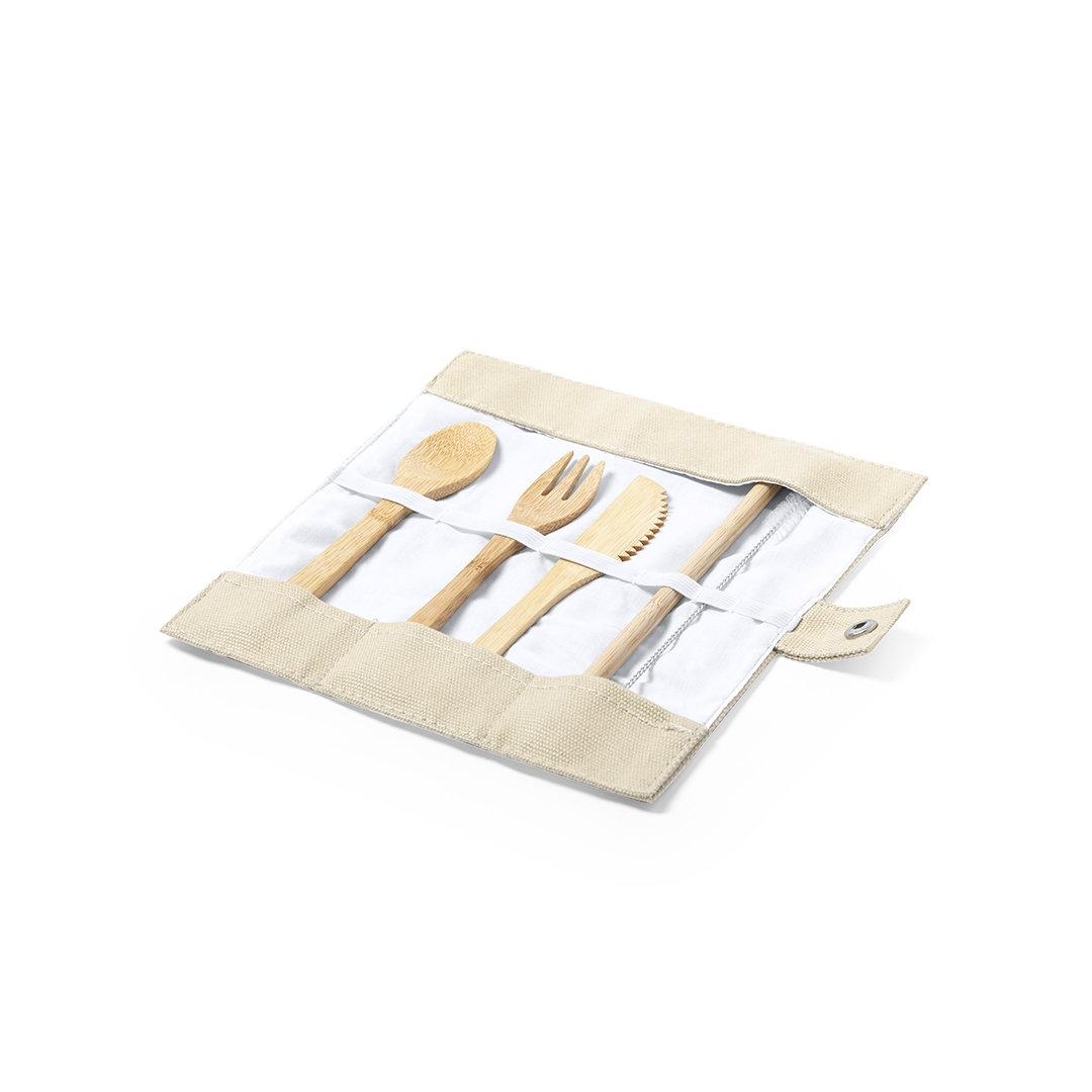 Set de tacâmuri Corpax 