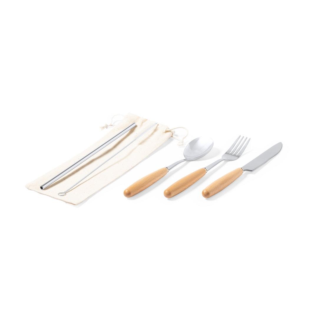 Set de tacâmuri Basuky