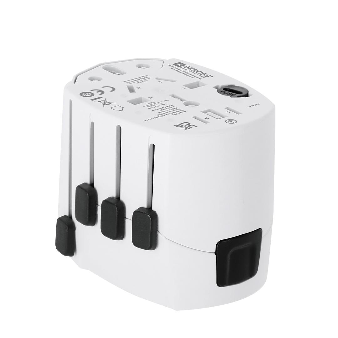 Adaptor universal de călătorie Skross PRO 3-POLE alb