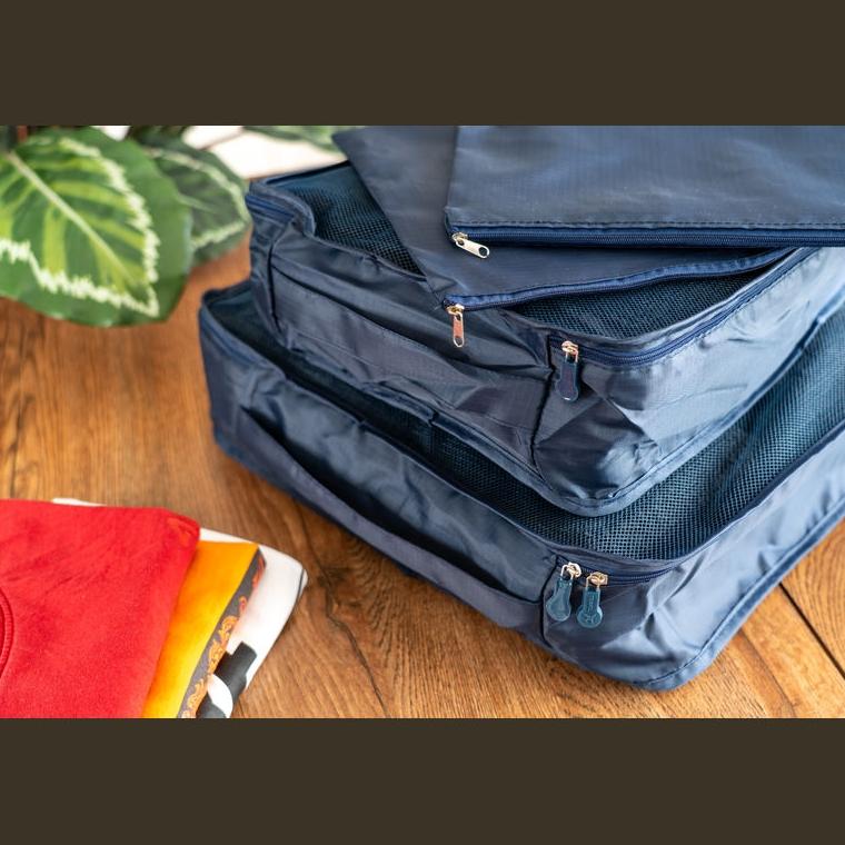 Set 4 organizatoare pentru călătorie Belmont Albastru închis