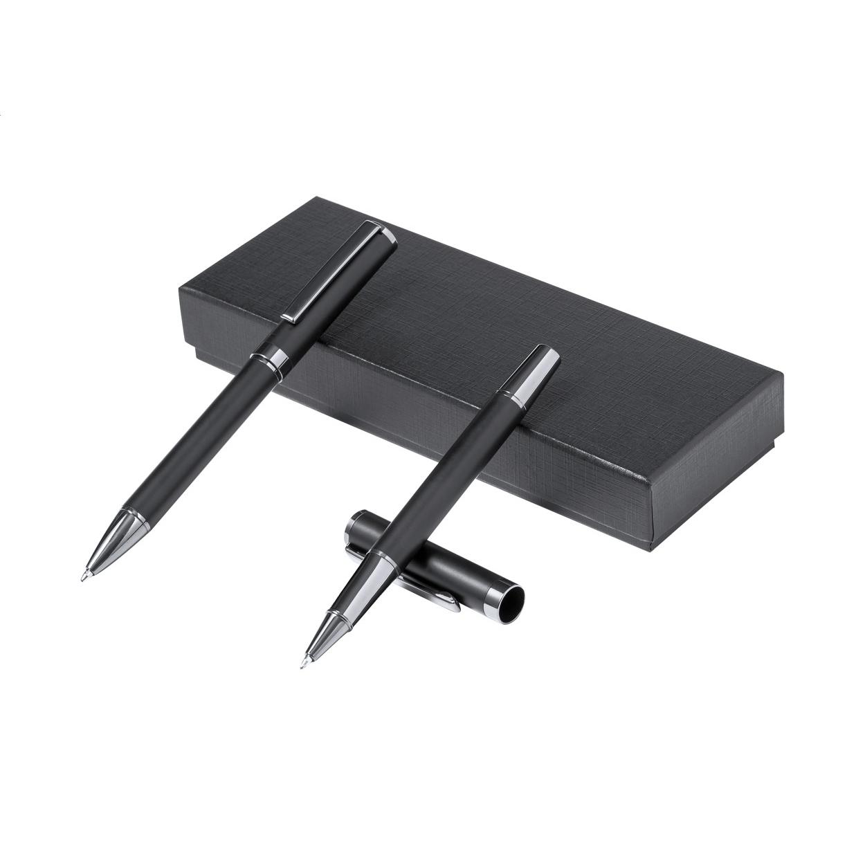 Set de pixuri Okonel