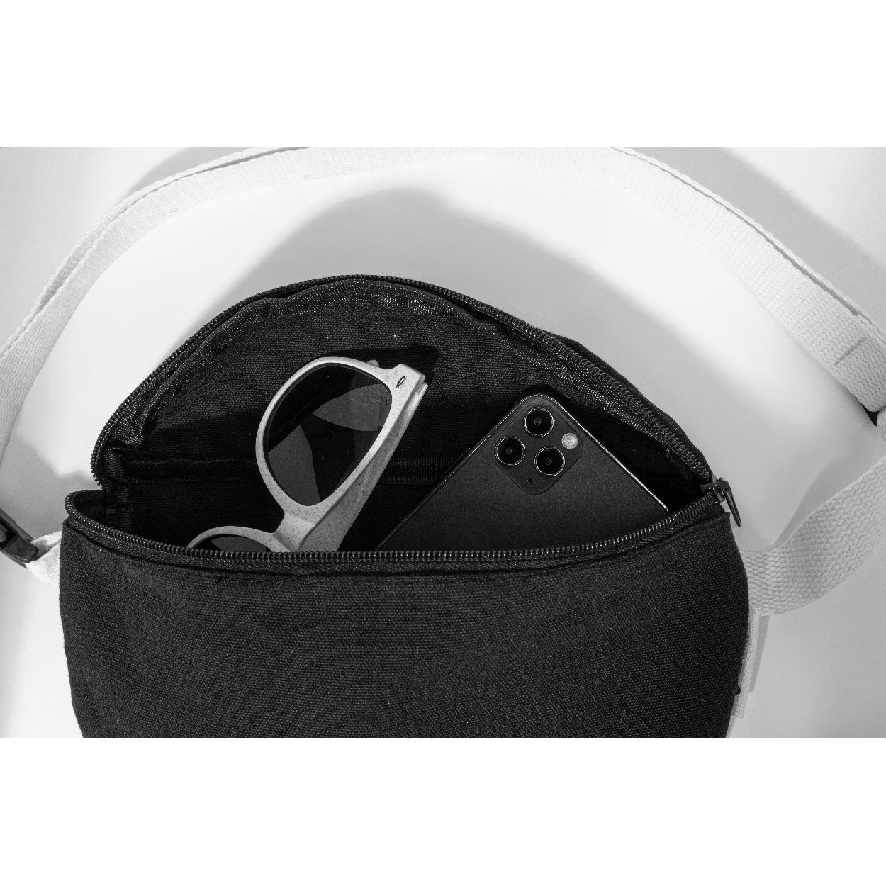 Borsetă din pânză reciclată Rekan Hip Negru
