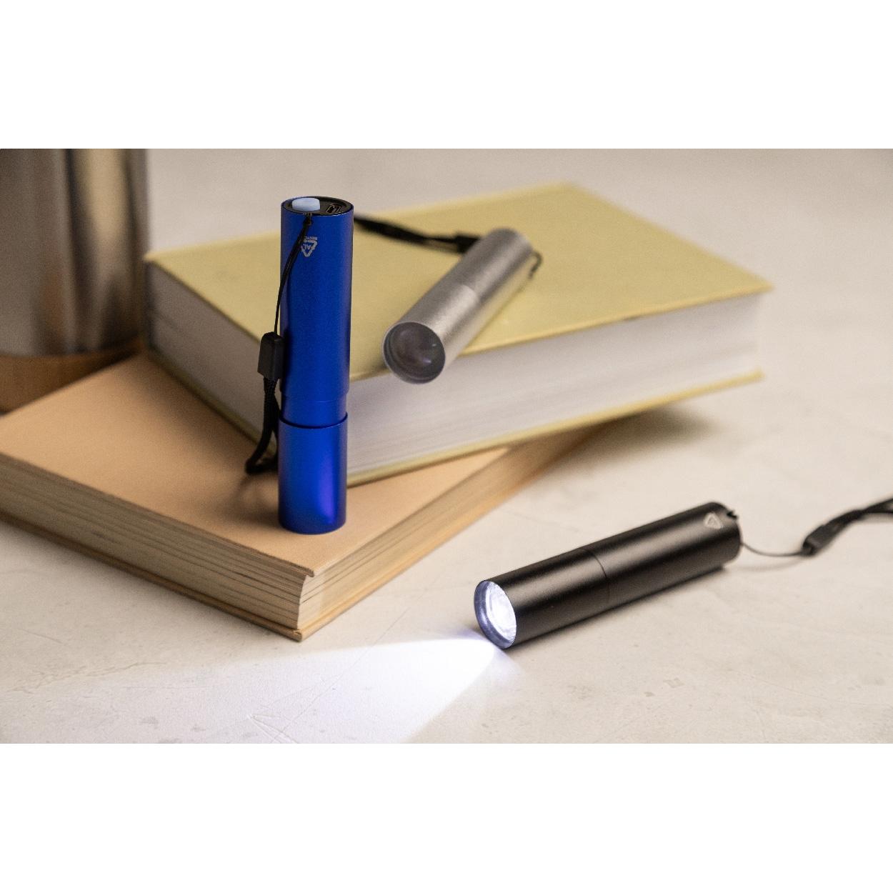 Lanternă reîncărcabilă din aluminiu reciclat Chargelight Tone Albastru