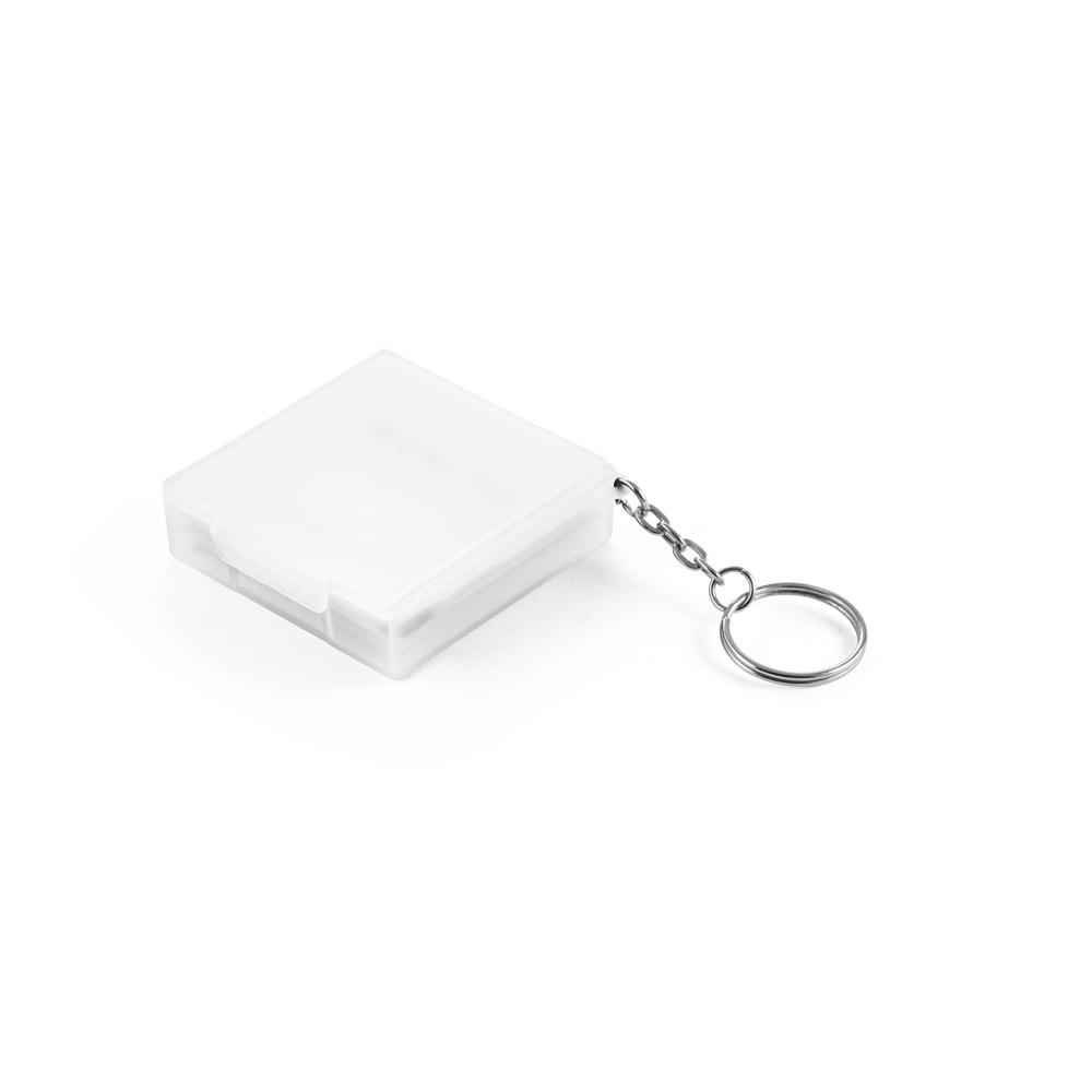 Breloc cutiuță din plastic Alb