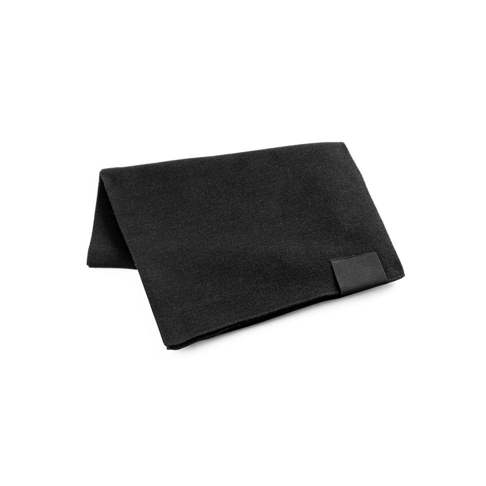 SERENITY. Eșarfă din poliester reciclat (100% rPET) cu un detaliu cusut pentru personalizare